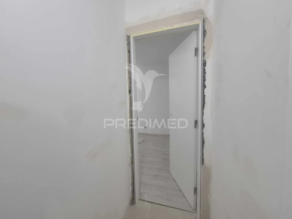 Apartamento T4 para Venda em Laranjeiro e Feijó Foto 10