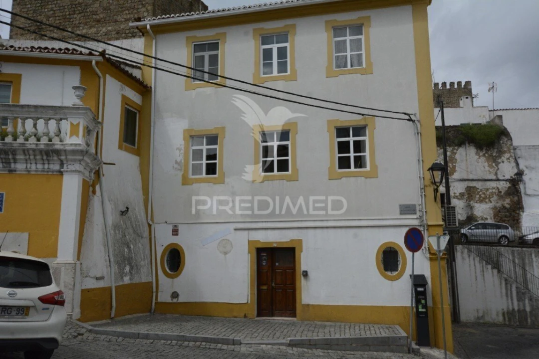Apartamento T4 para Venda em Sé e São Lourenço Foto 1