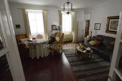 Apartamento T4 para Venda em Sé e São Lourenço