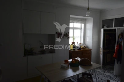 Apartamento T4 para Venda em Sé e São Lourenço