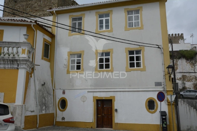 Apartamento T4 para Venda em Sé e São Lourenço Foto 2