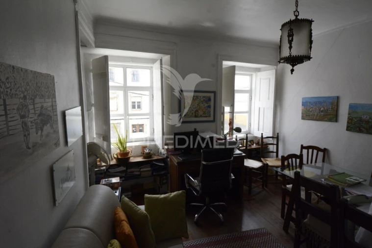 Apartamento T4 para Venda em Sé e São Lourenço Foto 16