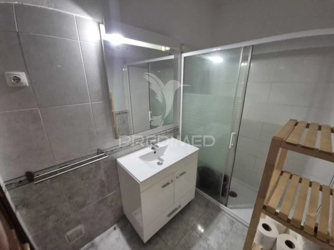 Apartamento T0 para Venda em Seixal, Arrentela e Aldeia de Paio Pires Foto 9