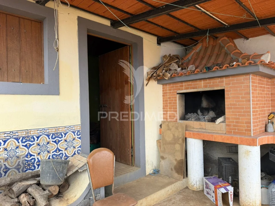 Terreno para Venda em Ribeira Brava Foto 1