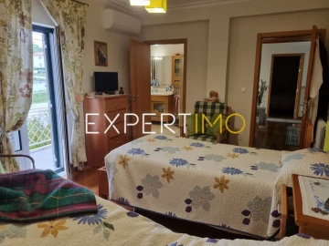 Moradia T5 para Venda em Nespereira
