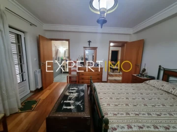 Moradia T5 para Venda em Nespereira