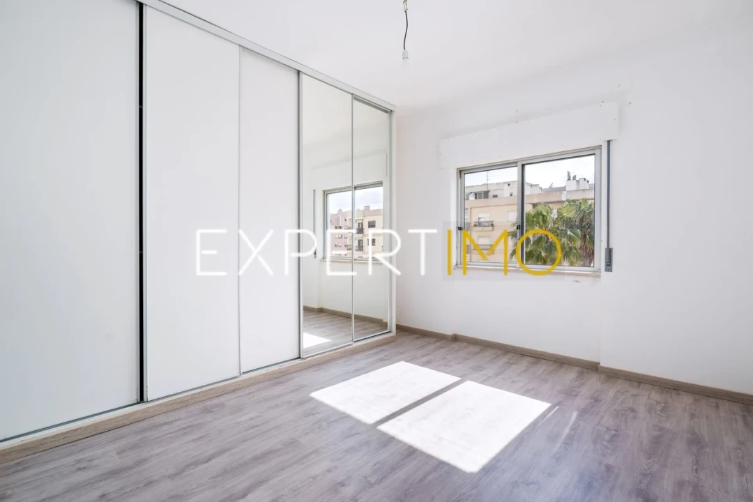 Apartamento T3 para Venda em União das Freguesias de Setúbal Foto 18