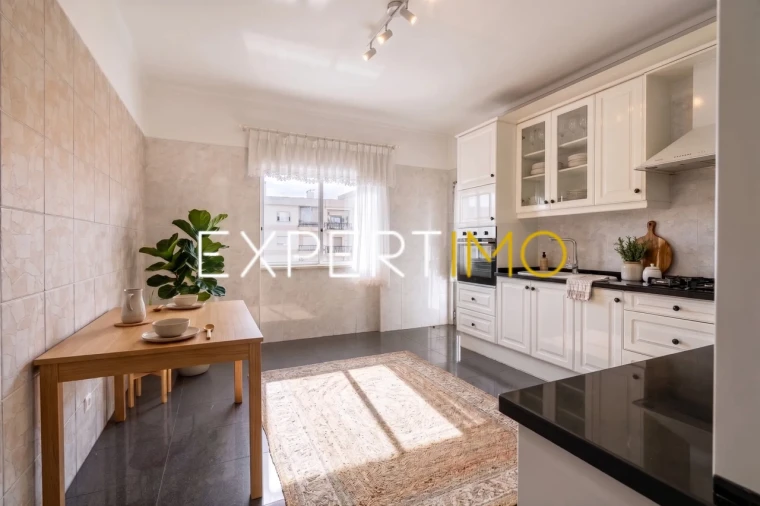 Apartamento T3 para Venda em União das Freguesias de Setúbal Foto 4