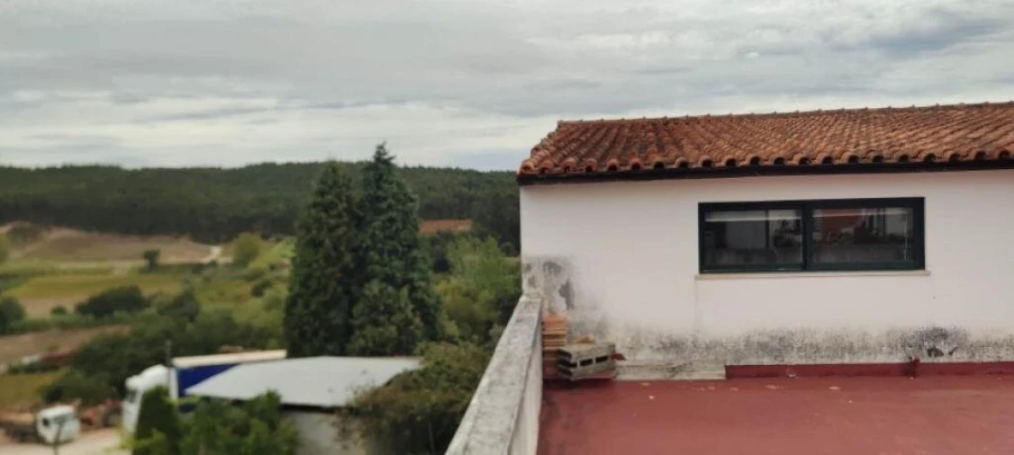 Moradia T4 para Venda em Vila Nova de Monsarros Foto 7