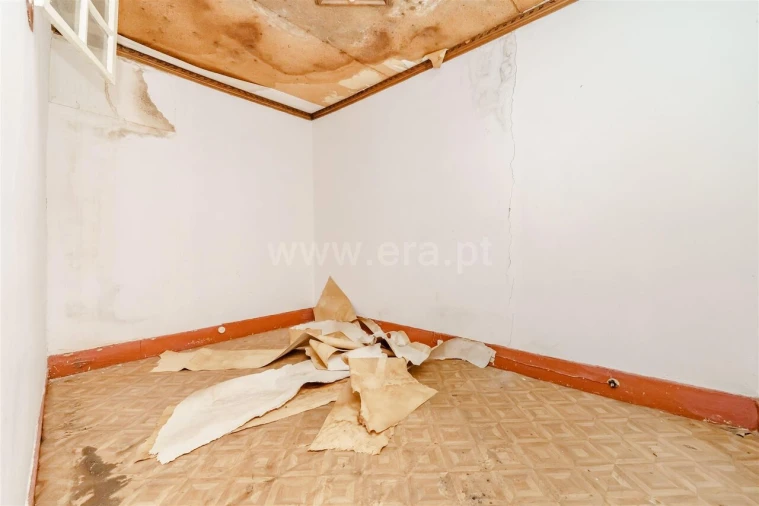 Apartamento T2 para Venda em Covilhã e Canhoso Foto 7