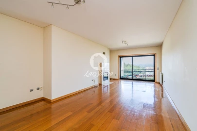 Apartamento T3 para Venda em Cidade da Maia