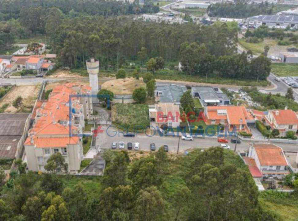 Terreno para Venda em Serzedo e Perosinho Foto 1