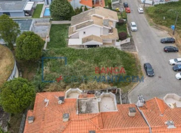 Terreno para Venda em Serzedo e Perosinho