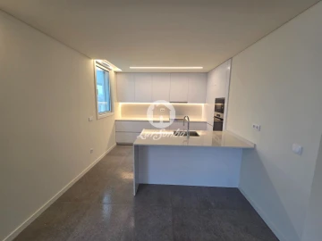 Apartamento T2 para Venda em Cidade da Maia