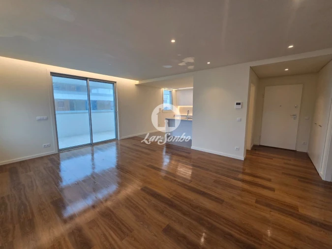Apartamento T2 para Venda em Cidade da Maia Foto 12