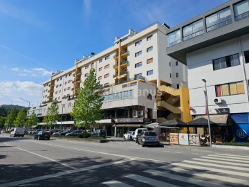 Apartamento T4 para Venda em Amarante (São Gonçalo), Madalena, Cepelos e Gatão