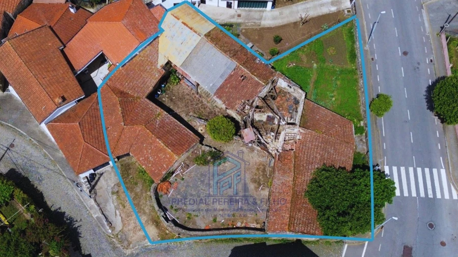 Moradia T0 para Venda em Baguim do Monte (Rio Tinto)