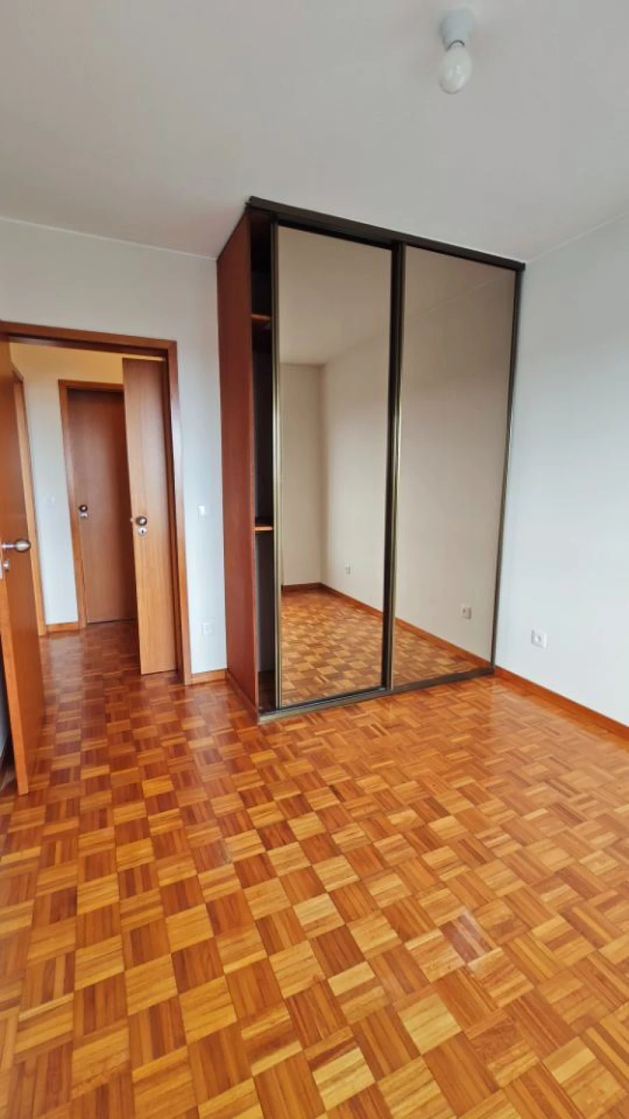 Apartamento T2 para Arrendamento em Ramalde Foto 10