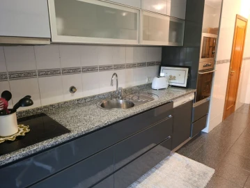 Apartamento T3 para Venda em Madalena