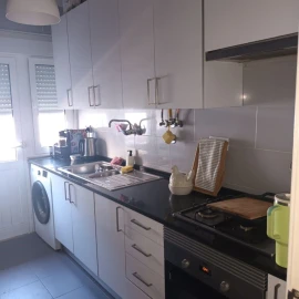 Apartamento T1 para Arrendamento em Campolide
