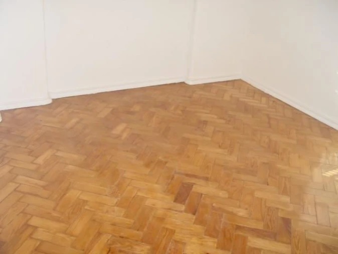 Apartamento T1 para Arrendamento em Campolide Foto 3