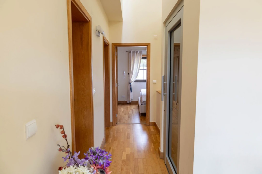 Moradia T3 para Venda em Carcavelos e Parede Foto 10