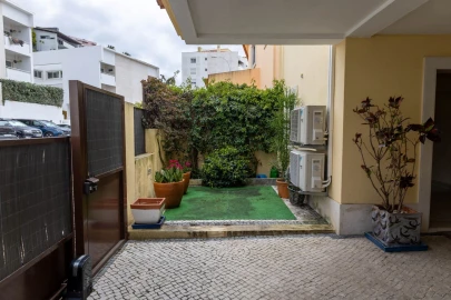 Moradia T3 para Venda em Carcavelos e Parede