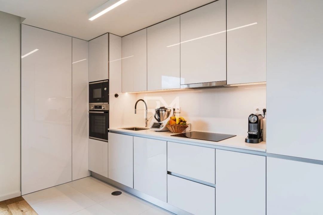 Apartamento T3 para Venda em Oliveira do Douro Foto 7