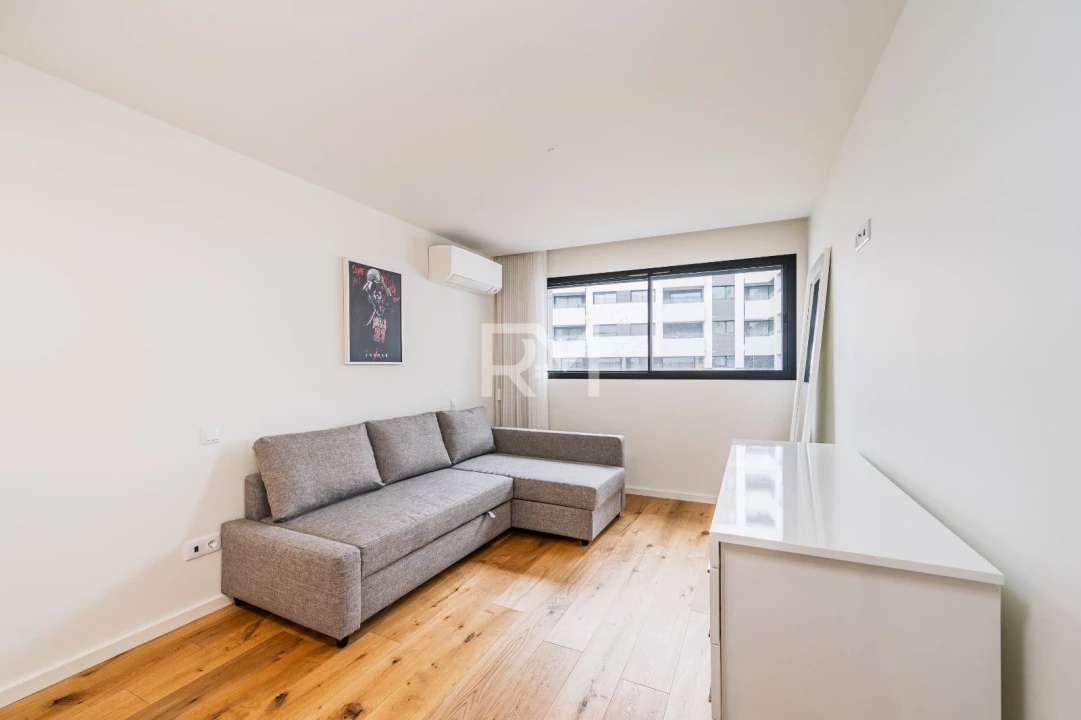 Apartamento T3 para Venda em Oliveira do Douro Foto 20