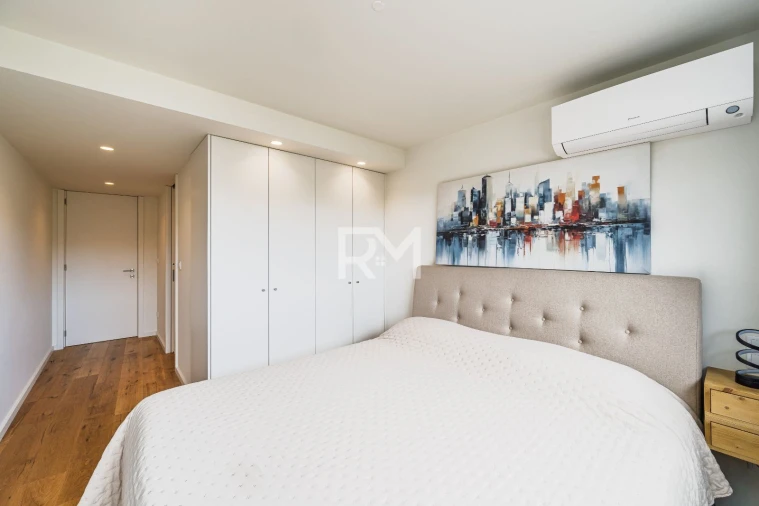 Apartamento T3 para Venda em Oliveira do Douro Foto 12