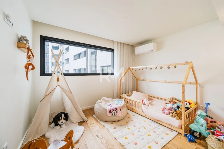 Apartamento T3 para Venda em Oliveira do Douro Foto 15