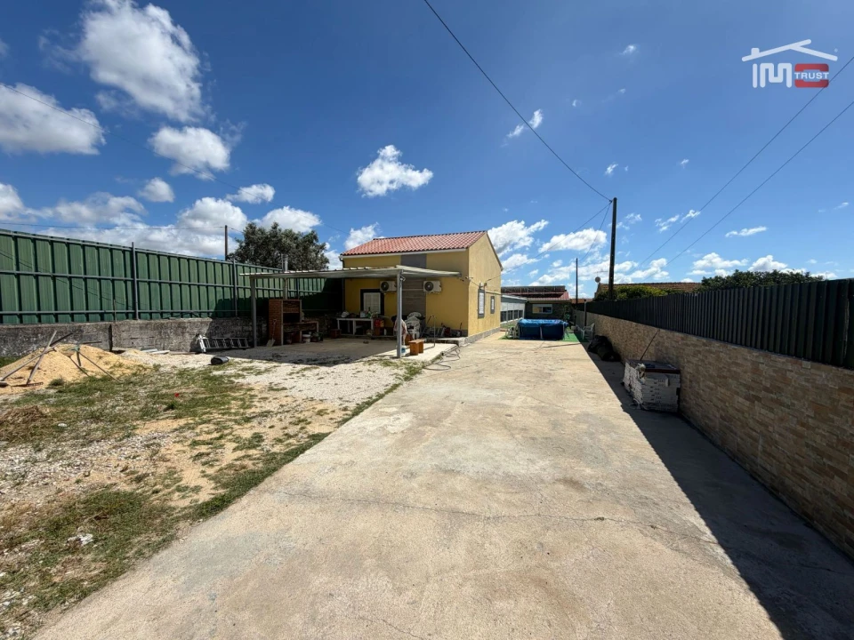 Moradia T3 para Venda em Palhais e Coina Foto 2