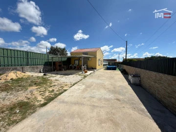 Moradia T3 para Venda em Palhais e Coina
