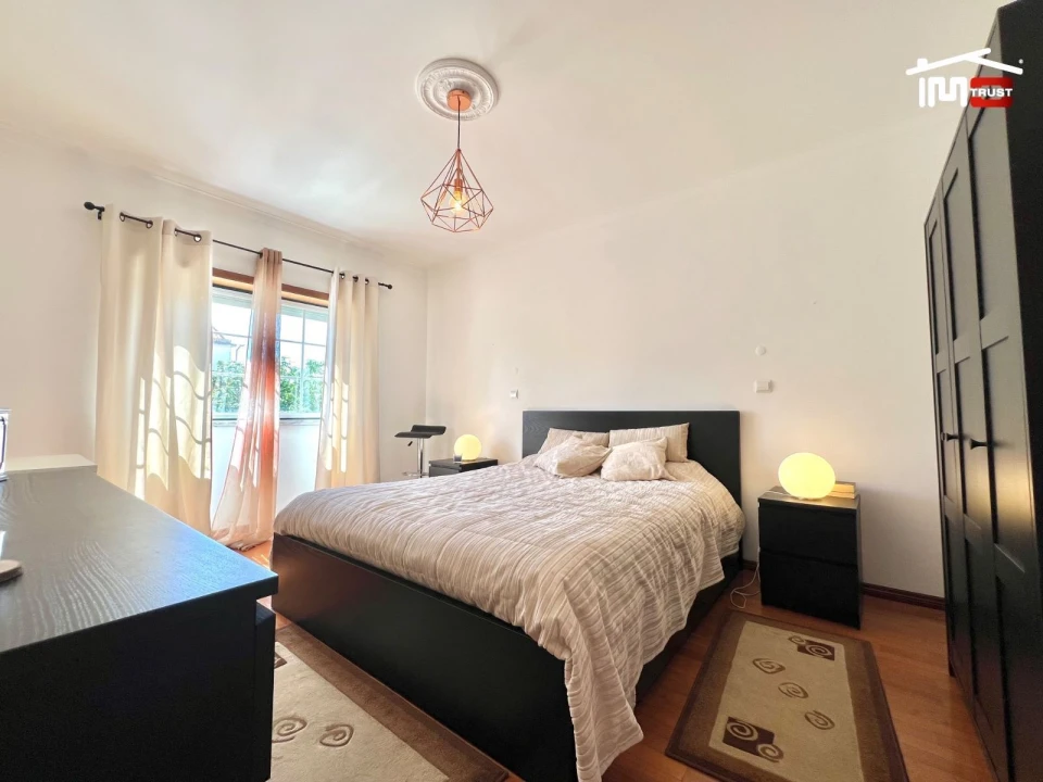 Apartamento T3 para Venda em Seixal, Arrentela e Aldeia de Paio Pires Foto 10