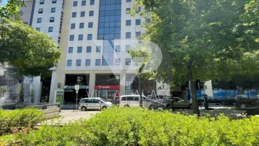 Escritório para Arrendamento em Santo António