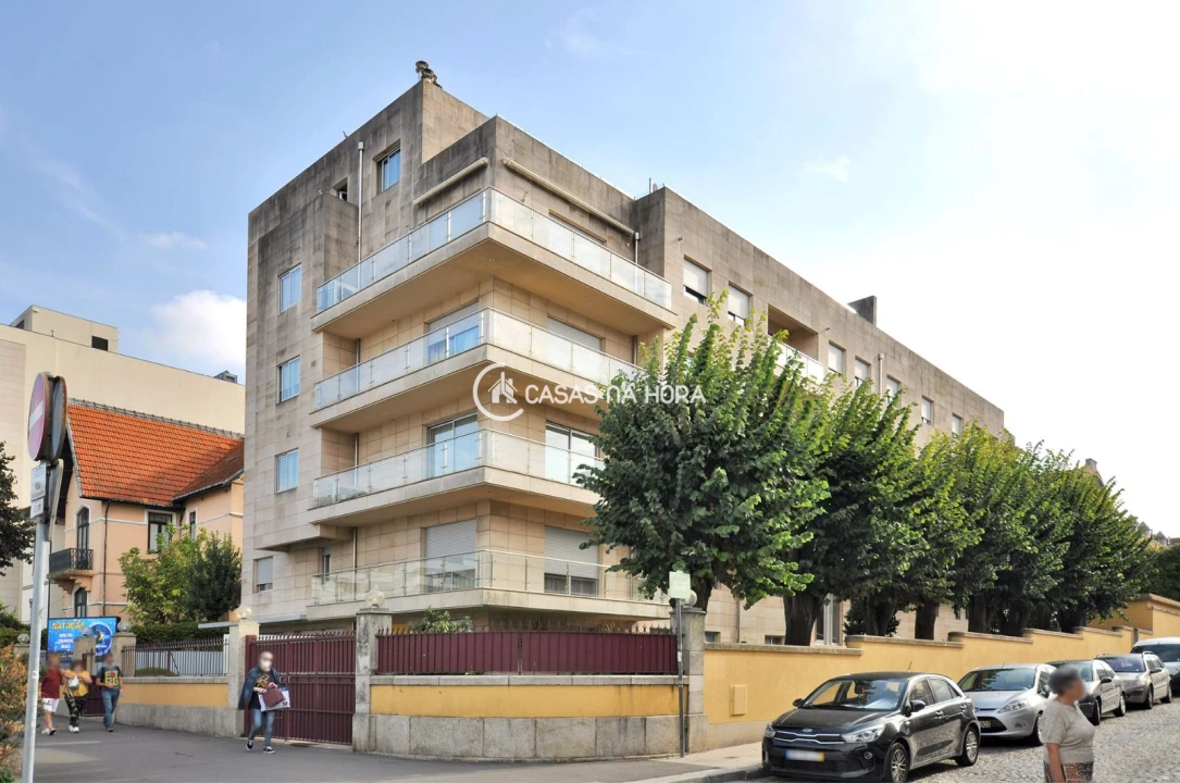 Apartamento T5 para Venda em Cedofeita, Santo Ildefonso, Sé, Miragaia, São Nicolau e Vitória Foto 6