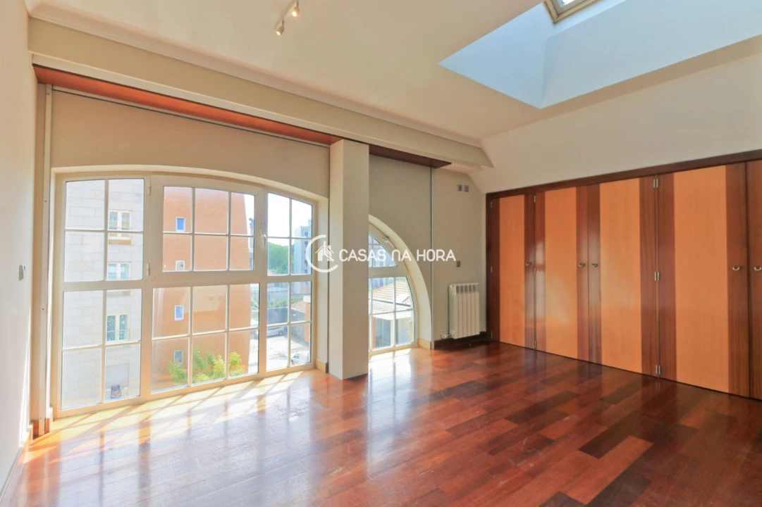 Apartamento T5 para Venda em Cedofeita, Santo Ildefonso, Sé, Miragaia, São Nicolau e Vitória Foto 10