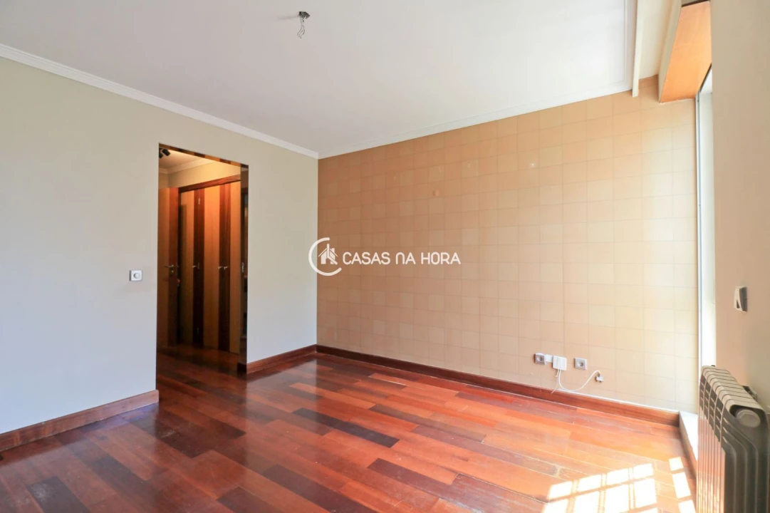 Apartamento T5 para Venda em Cedofeita, Santo Ildefonso, Sé, Miragaia, São Nicolau e Vitória Foto 26