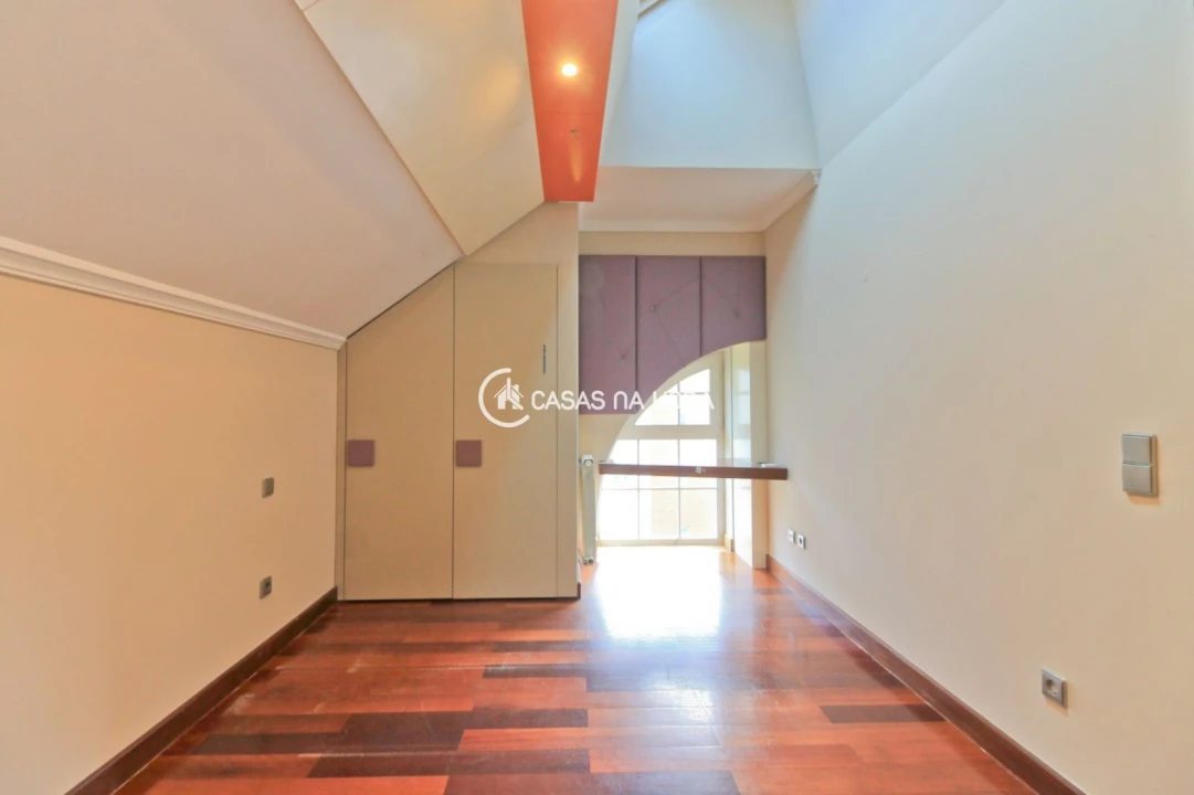Apartamento T5 para Venda em Cedofeita, Santo Ildefonso, Sé, Miragaia, São Nicolau e Vitória Foto 29