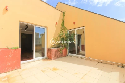 Apartamento T5 para Venda em Cedofeita, Santo Ildefonso, Sé, Miragaia, São Nicolau e Vitória