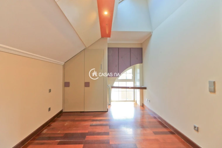Apartamento T5 para Venda em Cedofeita, Santo Ildefonso, Sé, Miragaia, São Nicolau e Vitória Foto 29