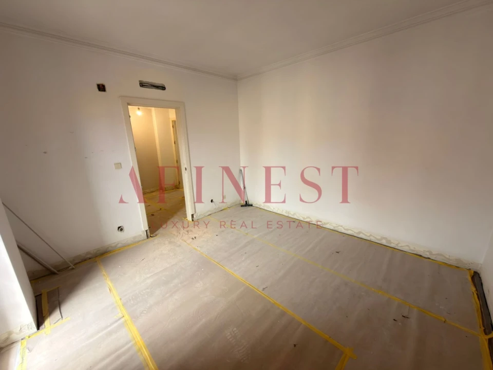 Apartamento T4 para Arrendamento em Santa Maria e São Miguel, São Martinho, São Pedro Penaferrim Foto 25