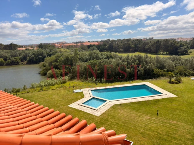 Apartamento T4 para Arrendamento em Santa Maria e São Miguel, São Martinho, São Pedro Penaferrim Foto 2