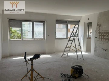Apartamento T2 para Venda em Odivelas
