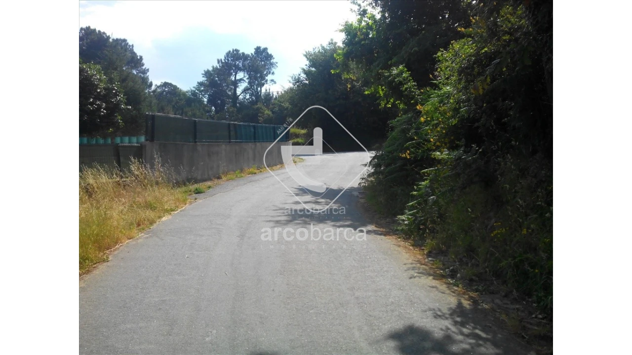 Terreno para Venda em Cornes Foto 2
