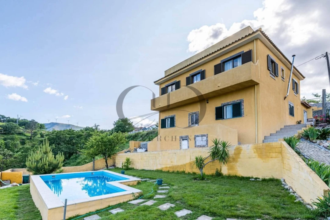 Moradia T6 para Venda em Ruivães e Campos Foto 1