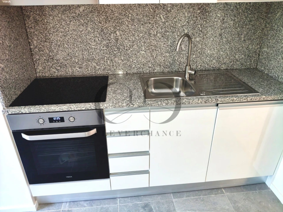Apartamento T2 para Venda em Santa Marinha e São Pedro da Afurada Foto 7