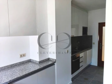 Apartamento T2 para Venda em Santa Marinha e São Pedro da Afurada