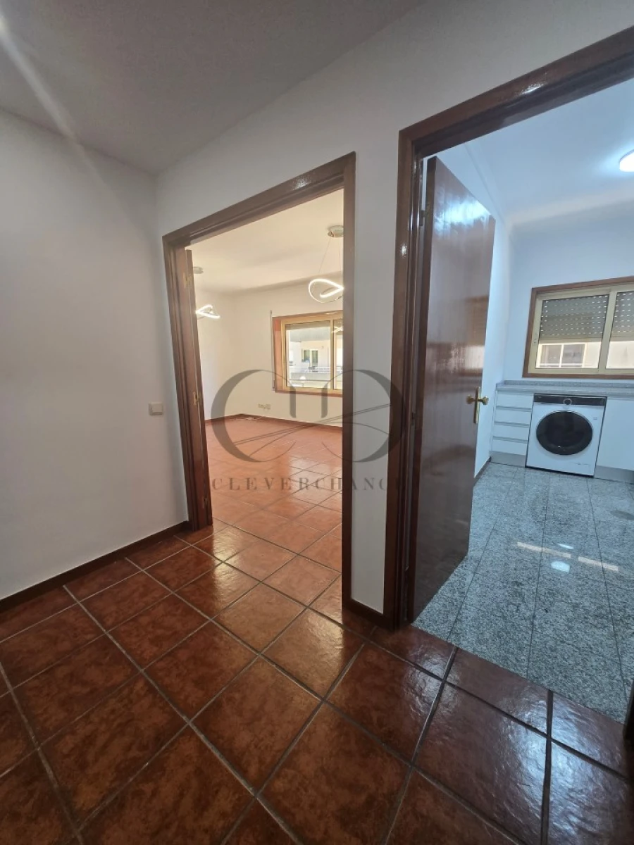 Apartamento T2 para Venda em Canidelo Foto 4