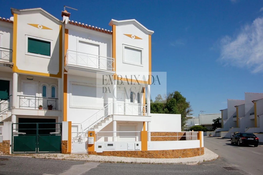 Moradia T3 para Venda em Ericeira Foto 3